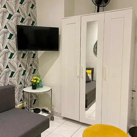 Apartamento Lovely For 2 Persons Center Of *